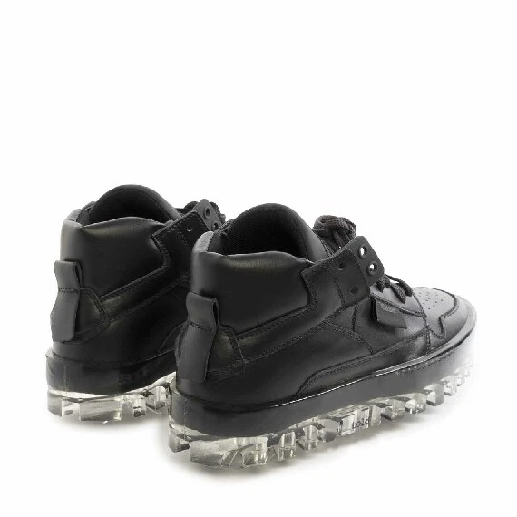 Men's BOLD all-black sneakers with crystal sole