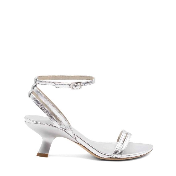 Strappy slash sandals in laminated silver nappa