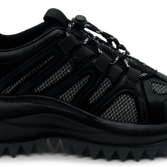 Running Trek Black Sneakers