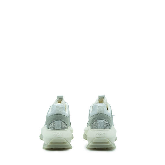 Running Trek White/Ice Sneakers