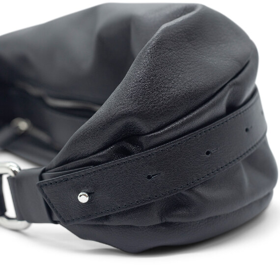 Abigail<br/>Borsa mezza luna nera