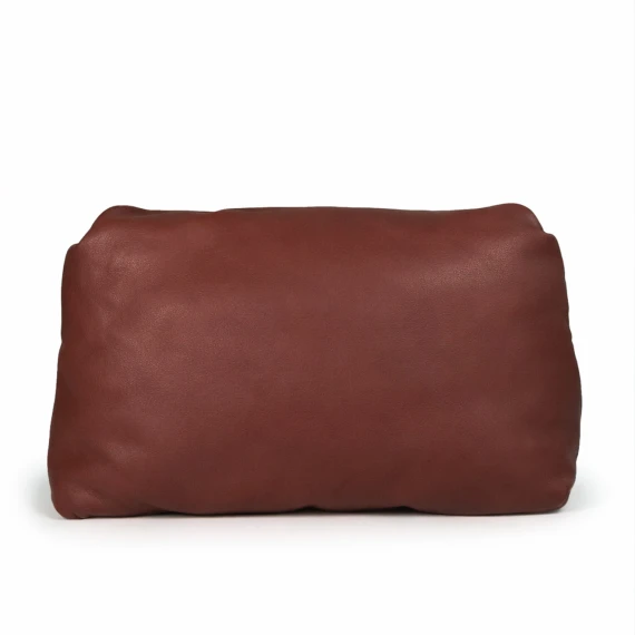 Dafne<br>Baguette bag chestnut